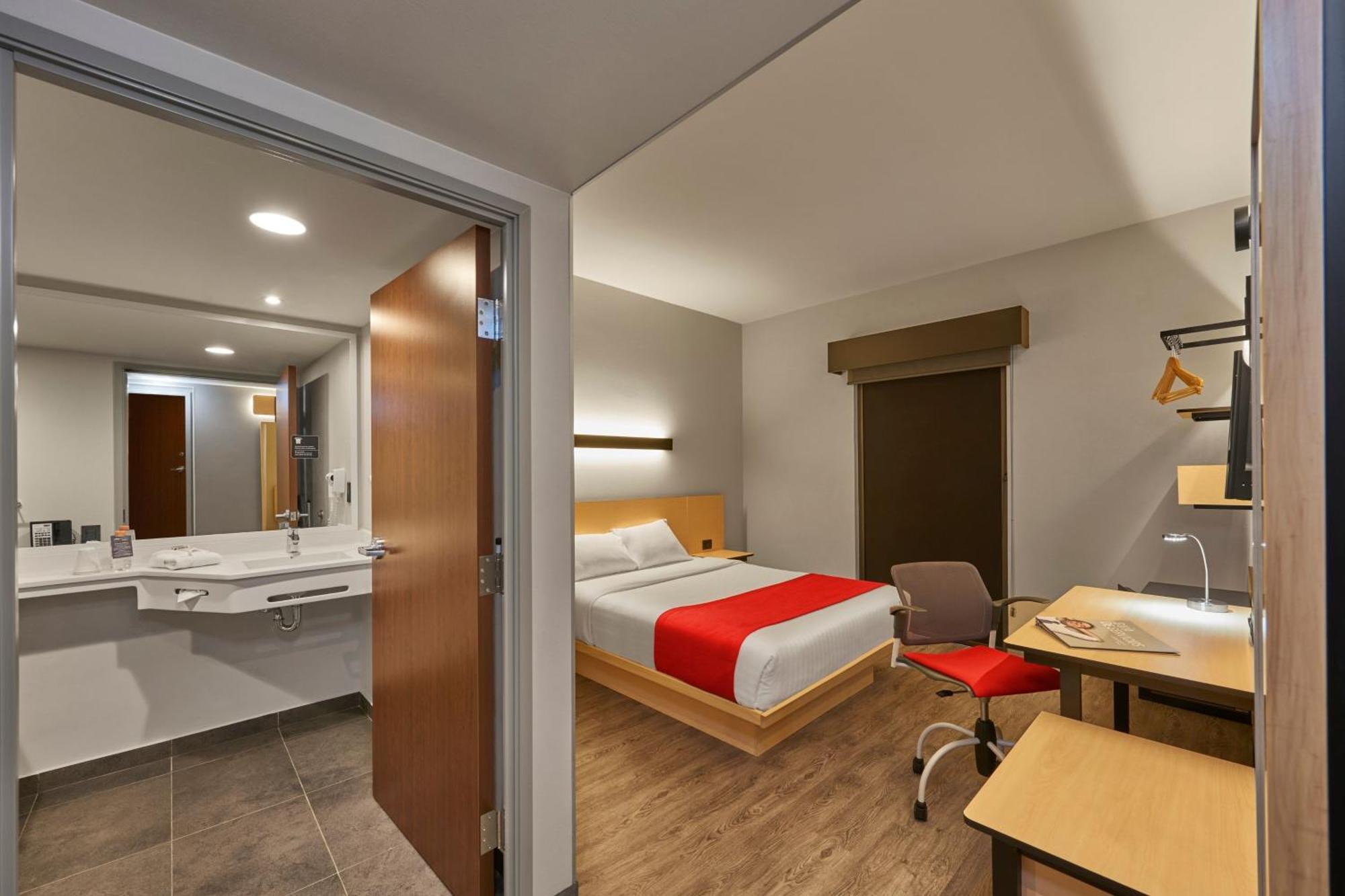 City Express Plus By Marriott Leon Centro De Convenciones León Exterior foto