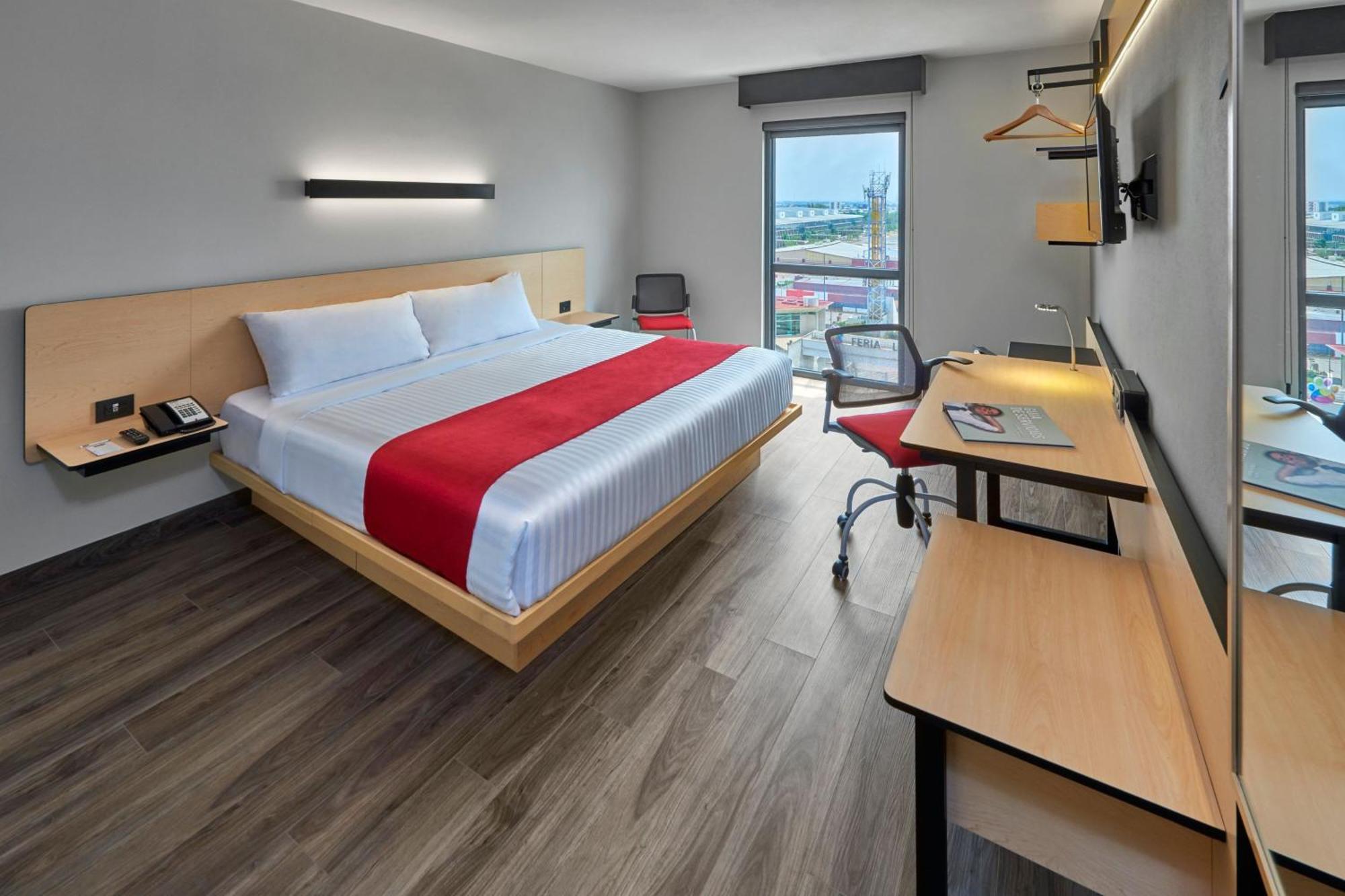 City Express Plus By Marriott Leon Centro De Convenciones León Exterior foto